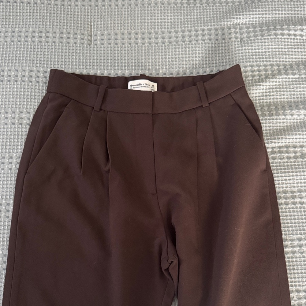 Abercrombie & Fitch Sloane Chocolate Brown Tailored Pants - size 29 short